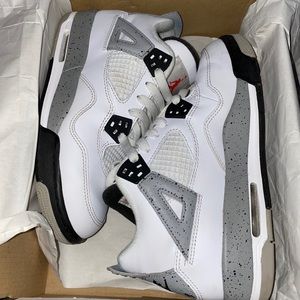 Jordan 4 retro